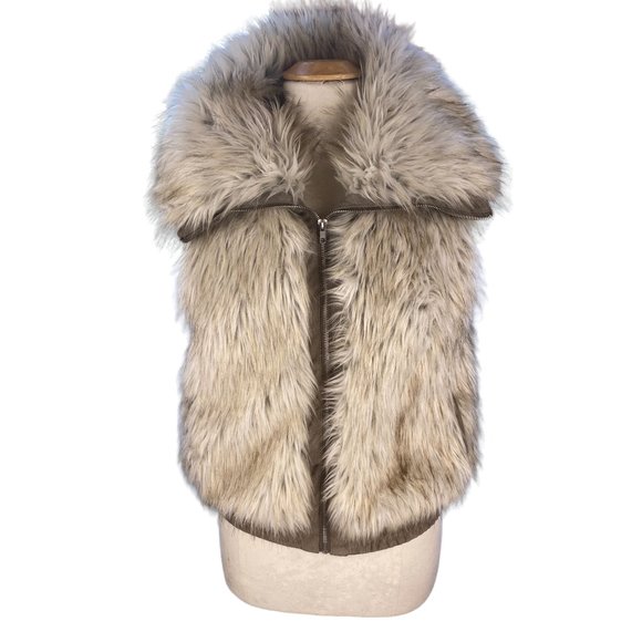 BB Dakota Cream and Tan Faux Fur Vest - Picture 7 of 15